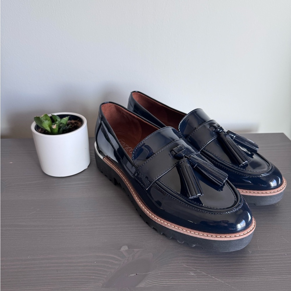 Franco Sarto Carolynn Patent Tassel Lug Sole Platform Loafers Size 7W Blue